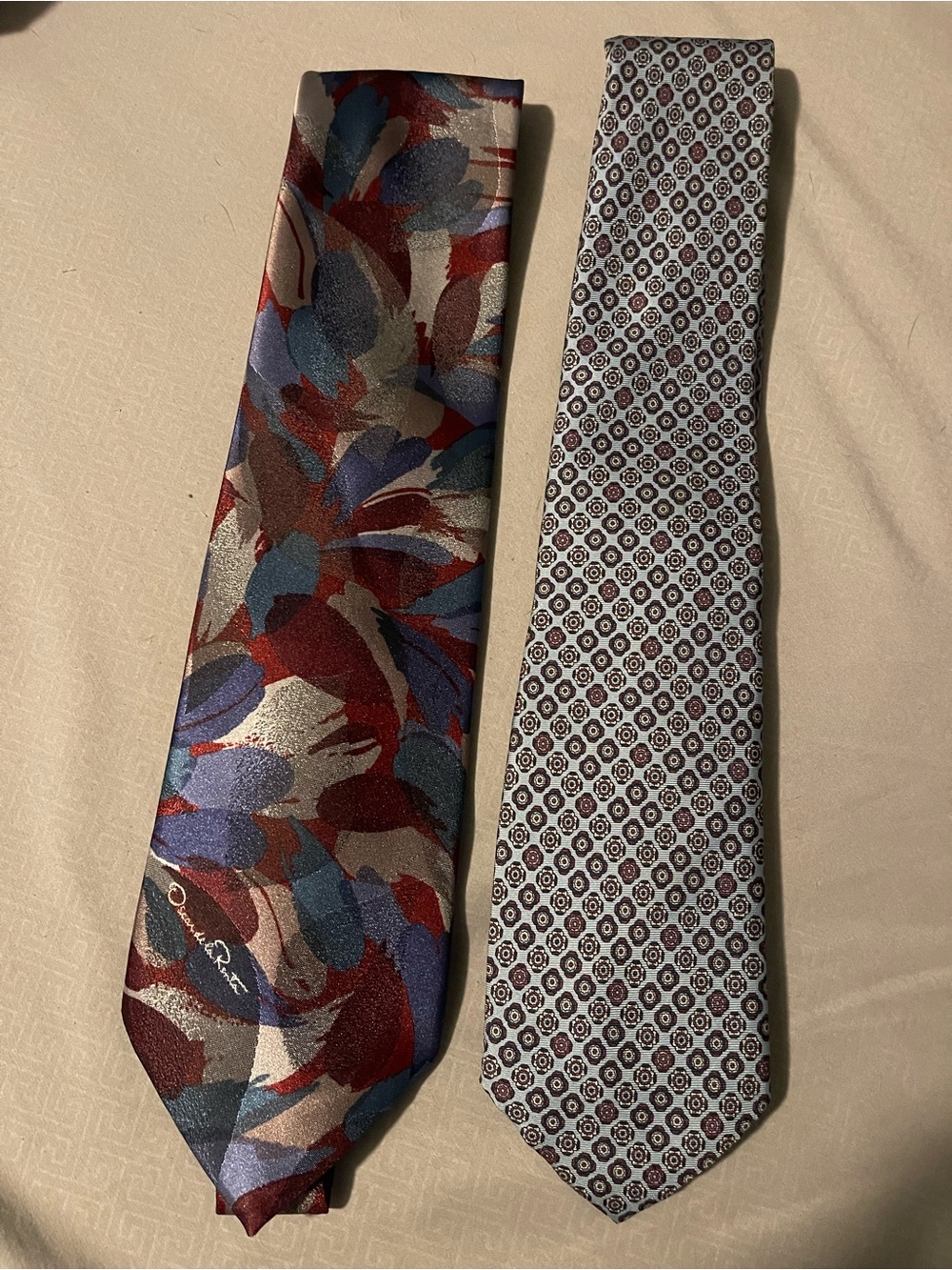 Oscar de la Renta Silk Tie Duo in Blue, Red, Gray